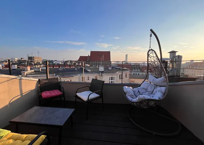 Girlstel - Girls Only Space Wrocław