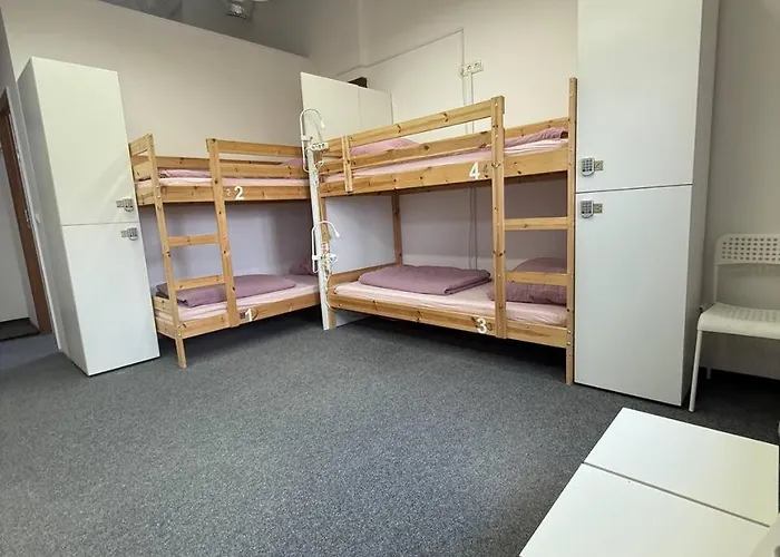 Girlstel - Girls Only Space Hostel *