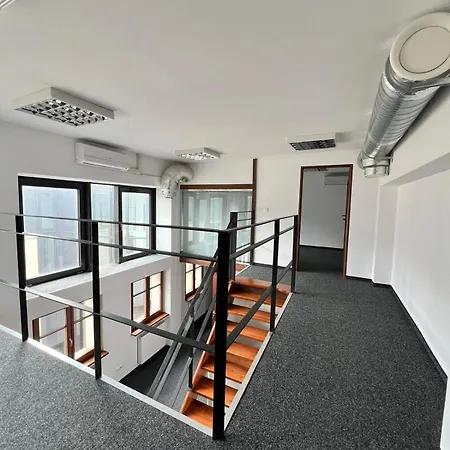 Girlstel - Girls Only Space Ostello