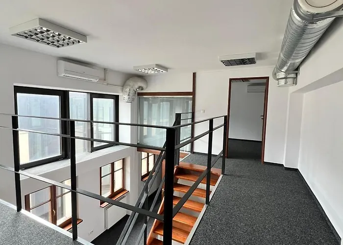 Girlstel - Girls Only Space Хостел